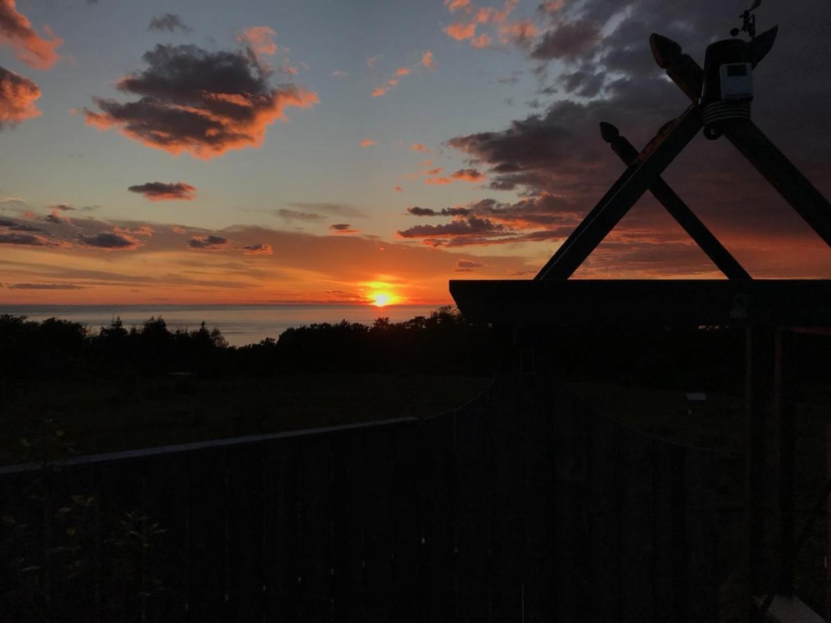 Maregold Centre - Juniper Cabin And Rose Cabin Victoria Beach 외부 사진