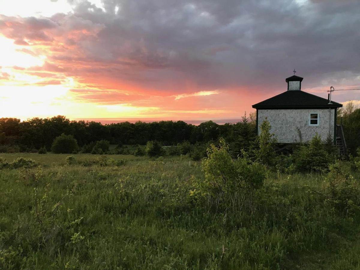 Maregold Centre - Juniper Cabin And Rose Cabin Victoria Beach 외부 사진