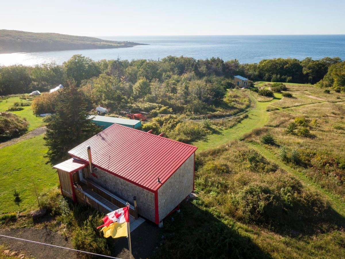 Maregold Centre - Juniper Cabin And Rose Cabin Victoria Beach 외부 사진