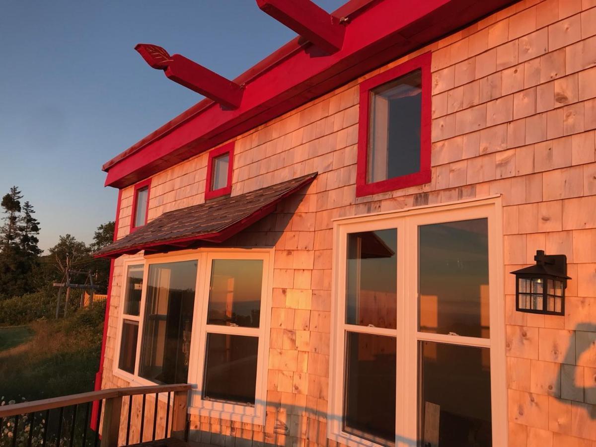 Maregold Centre - Juniper Cabin And Rose Cabin Victoria Beach 외부 사진