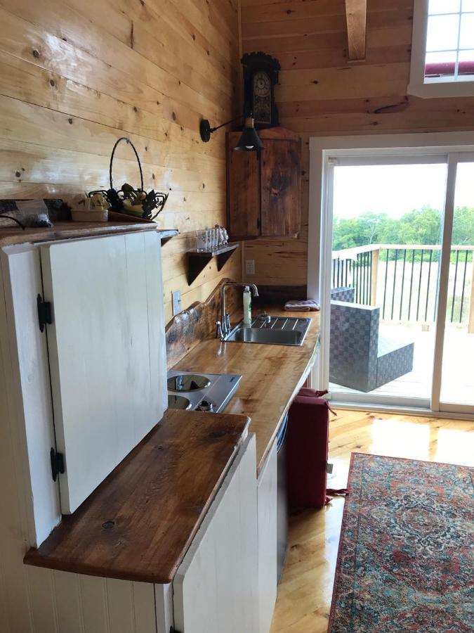 Maregold Centre - Juniper Cabin And Rose Cabin Victoria Beach 외부 사진